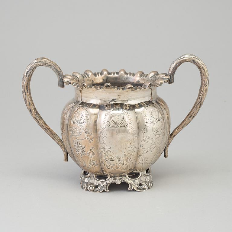 A silver sugar bowl, London, England, second half of the 19th century.