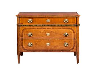 502. A CHEST OF DRAWERS.