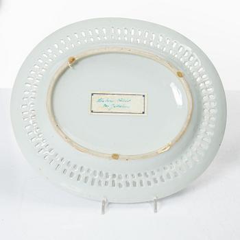 Gallerskål med fat, kompaniporslin, Kina, Qingdynastin, 1800-tal.
