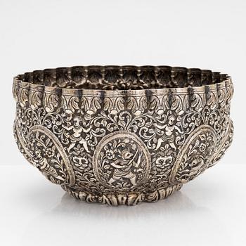 Skål, silver, Indien/ Sri Lanka, möjl. tidigt 1900-tal.