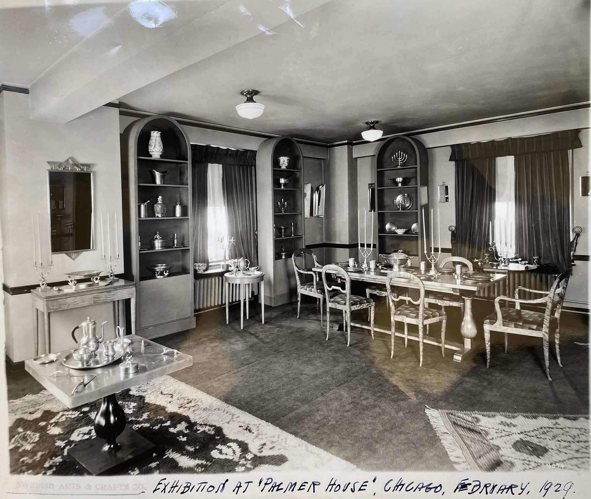 Axel Larsson, biblioteksbord, Swedish Grace, modell "802/5", Svenska Möbelfabrikerna, Bodafors, 1930-tal.