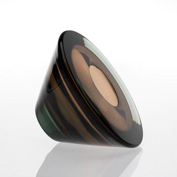 OIVA TOIKKA, VASE. Signed. Nuutajärvi Notsö. Late 1960s.