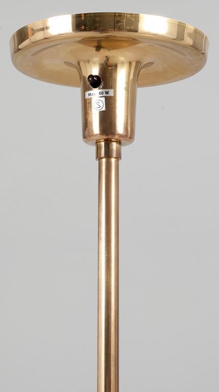 GOLVLAMPA, mässing, Firma Svenskt Tenn, modell 2424.