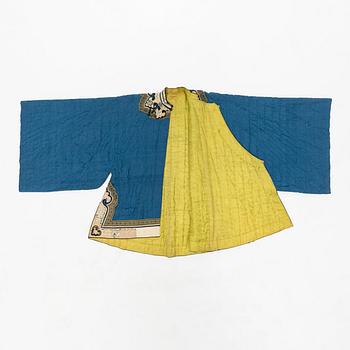 Jacka, broderat siden. Qingdynastin, 1800-tal.