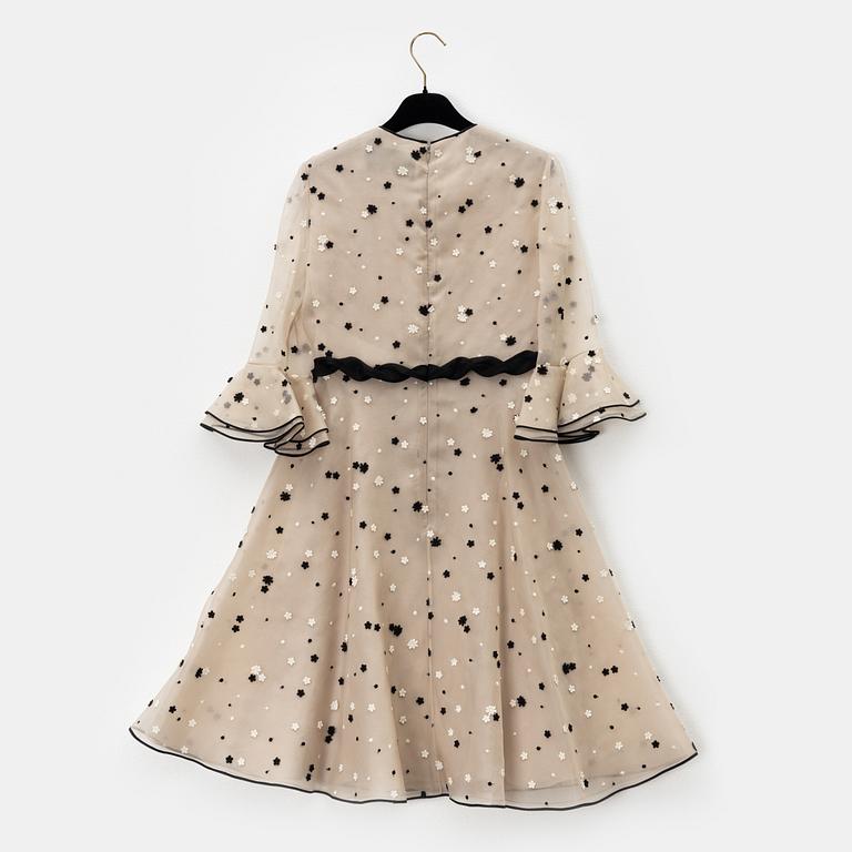 Valentino, A silk dress, size 4.