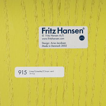 Arne Jacobsen, 8 chairs, “The Series 7”, Fritz Hansen, 2002.