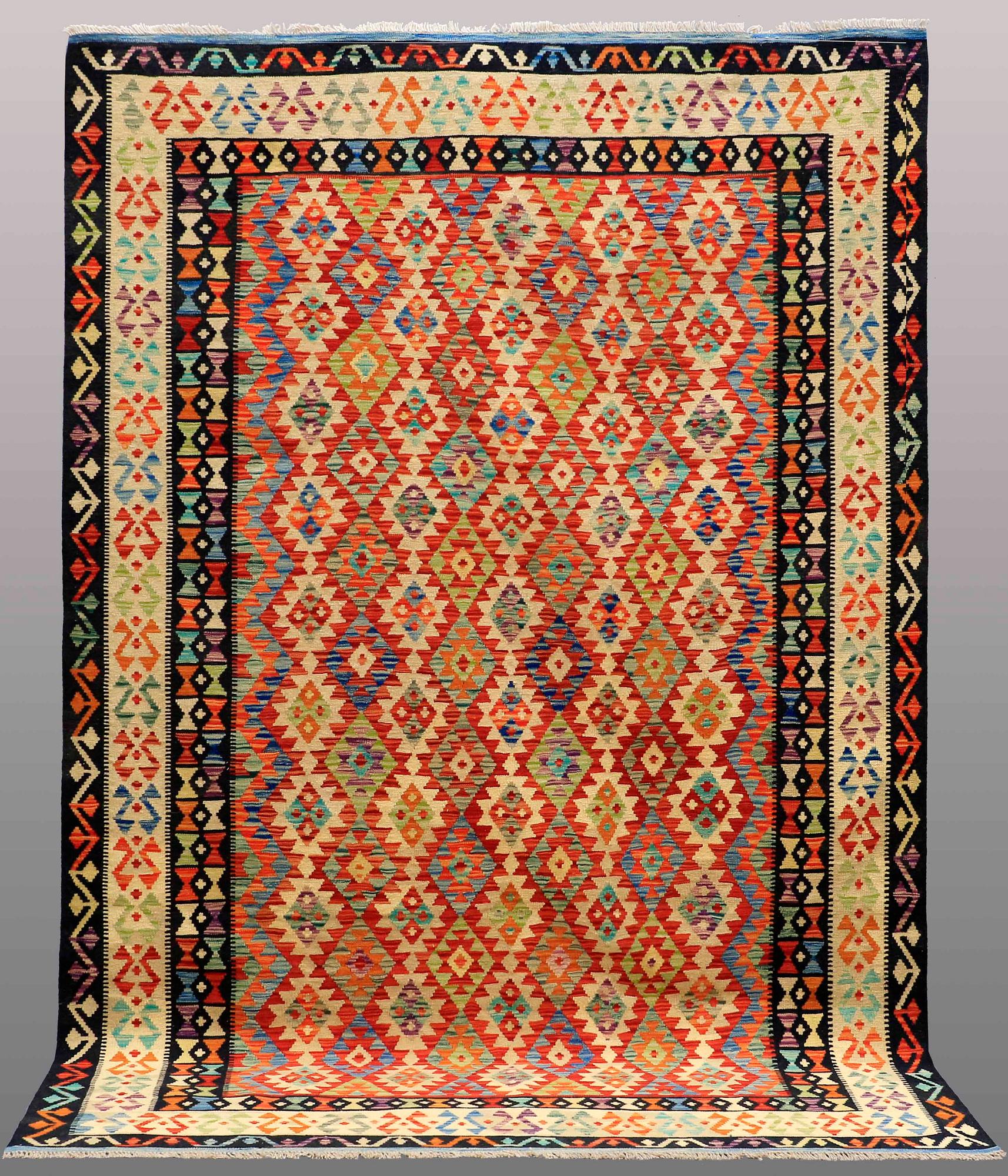 A CARPET, Kilim, ca 298 x 200 cm.