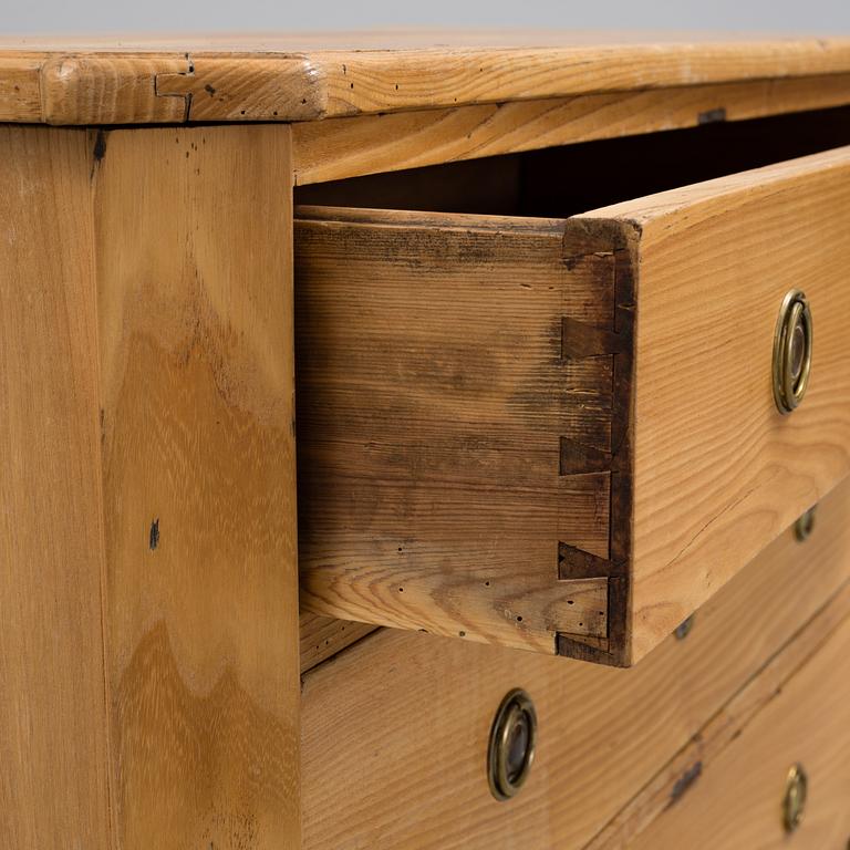 A 18th century chest of drawers.