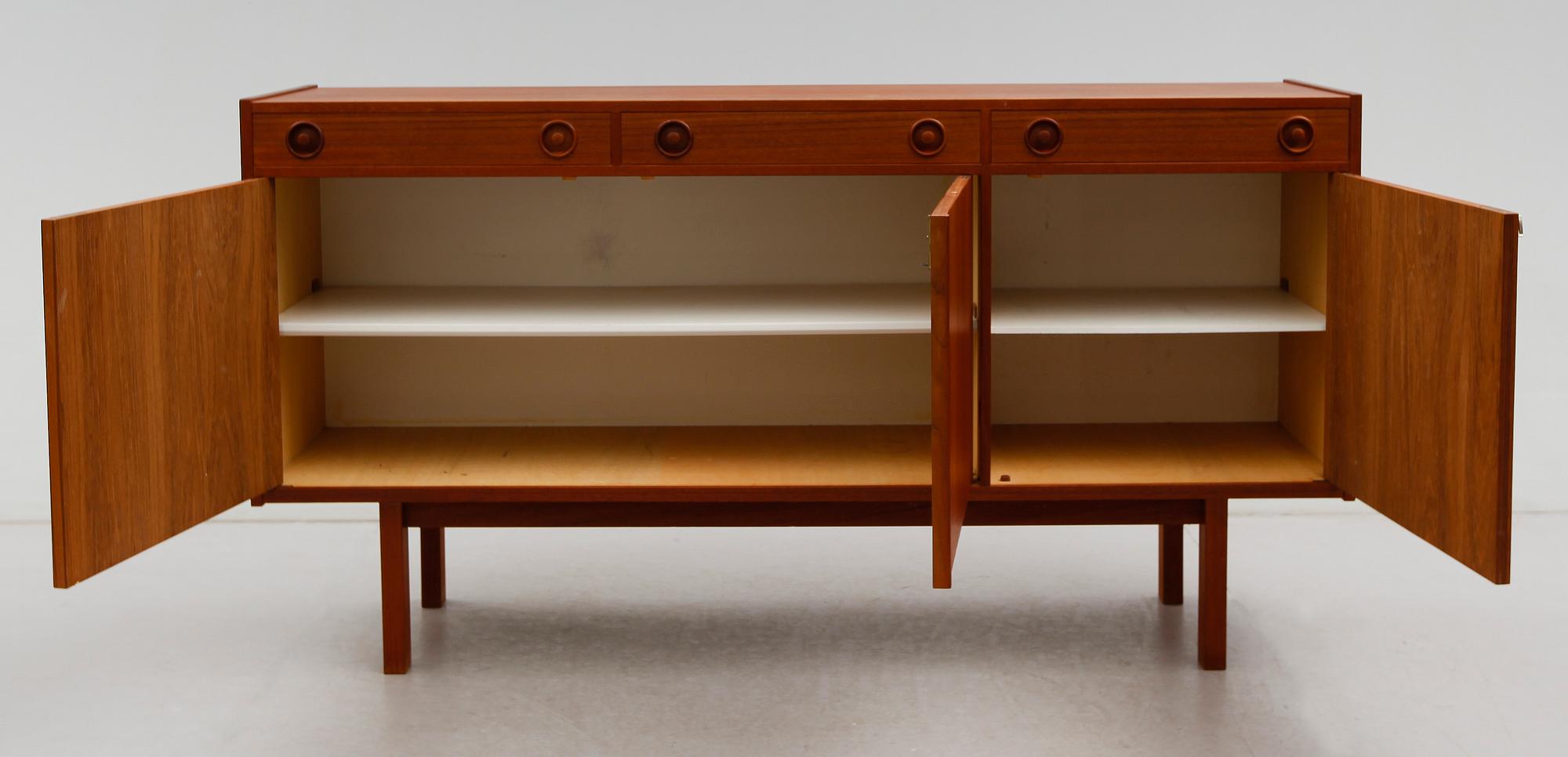 SIDEBOARD, 1900-talets andra hälft.