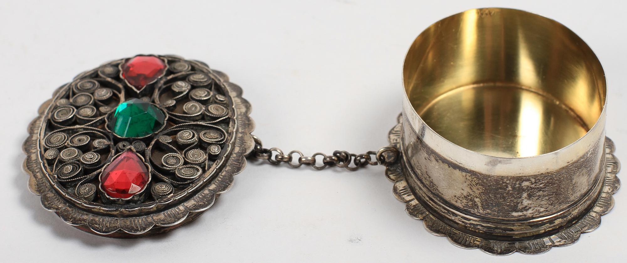 DOSA  och BÄGARE , silver, 1900-tal.