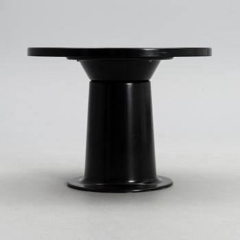 YRJÖ KUKKAPURO, A TABLE. Saturnus. Manufactured by Haimi, 1970s.