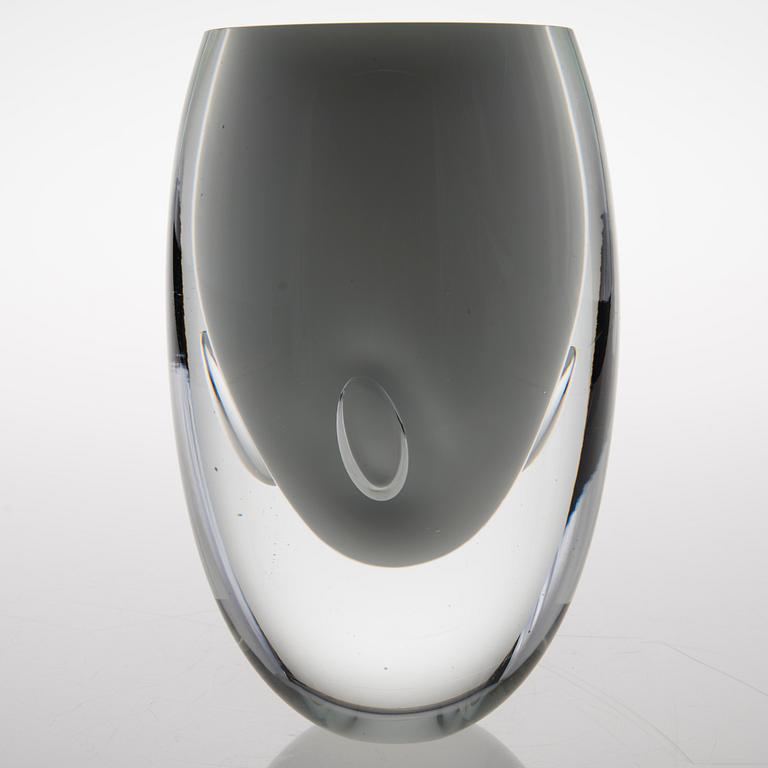 A 'Claritas' vase, signed Timo Sarpaneva Iittala 1984 C 677.