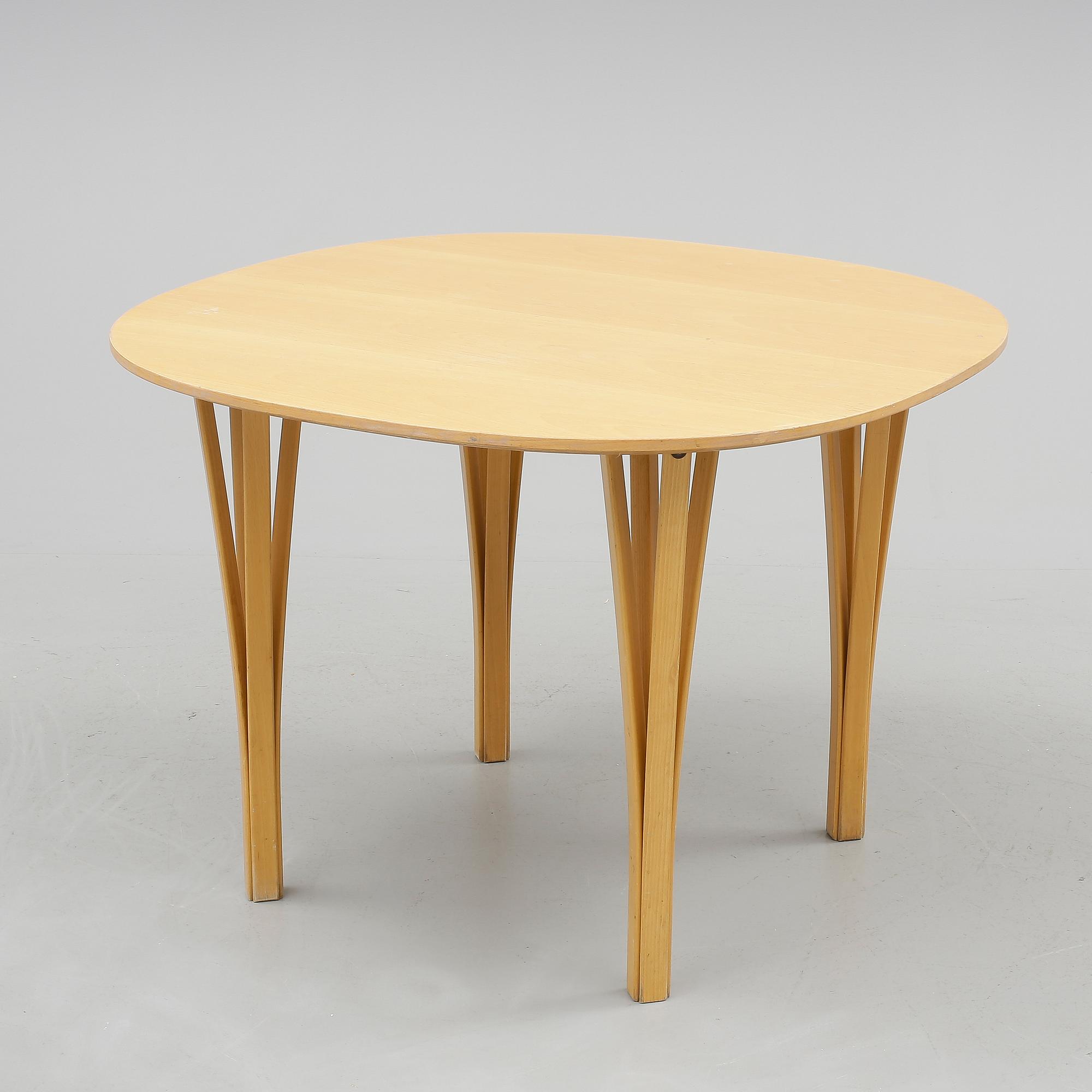 MATBORD, Bruno Mathsson och Piet Hein, Fritz Hansen, 1991.