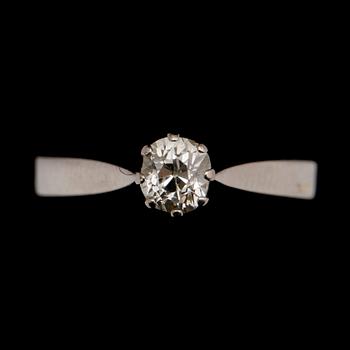 RING, 18 k vitguld, Stockholm 1965, med solitär diamant.