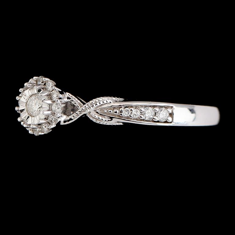 RINGAR, 2 st, 10K vitguld, diamanter tot ca 0.32 ct.