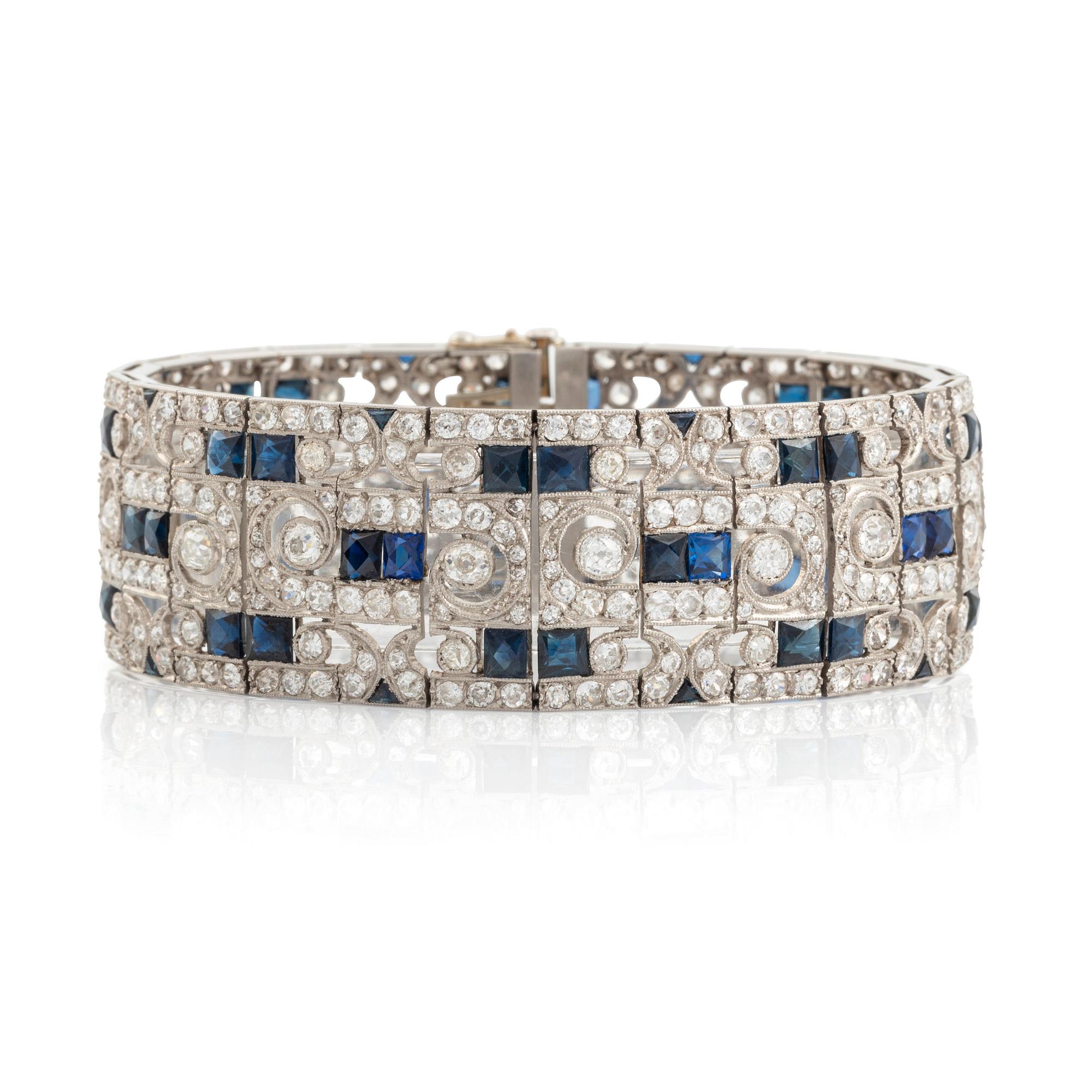 Armband platina med gammalslipade diamanter och trappslipade safirer.