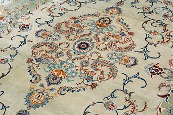 Matta, Keshan, ca 370 x 270 cm.