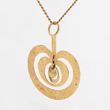 Tapio Wirkkala, pendant, "Apple", 18K gold.
