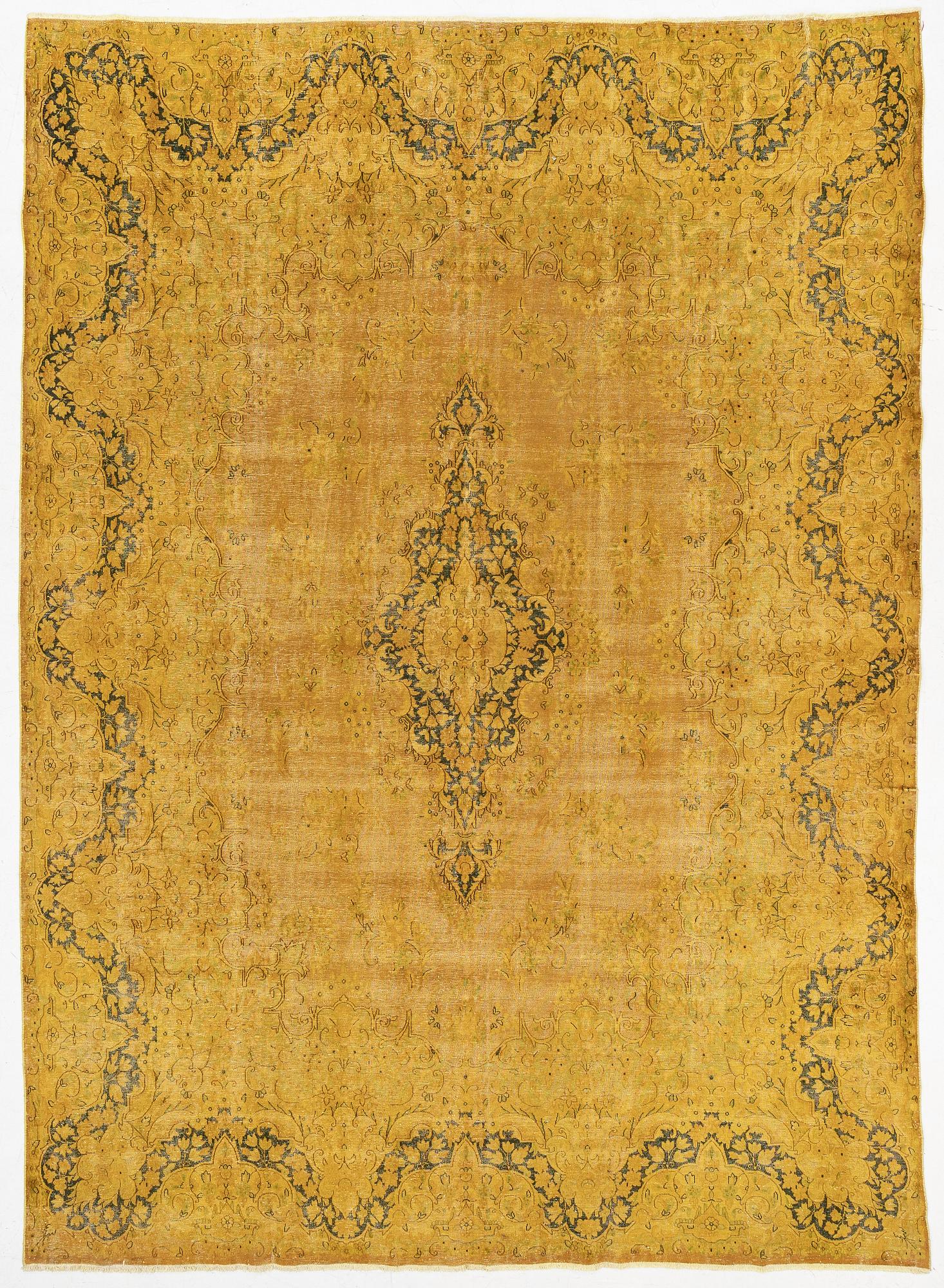 Rug, so-called vintage, approx. 412 x 300 cm.