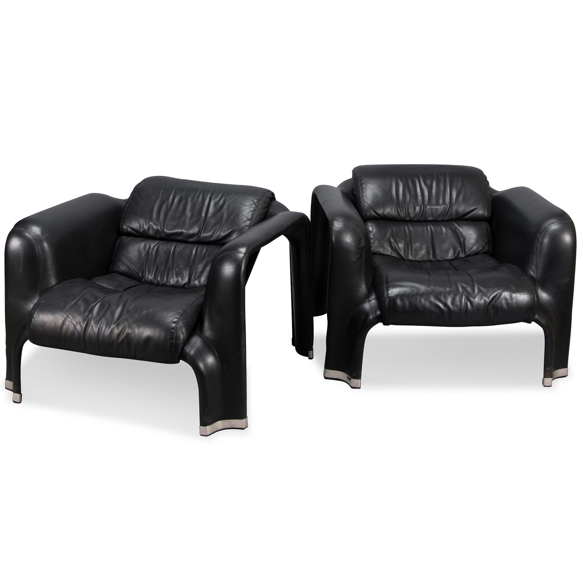 Pekka Perjo, A pair of 'Pohjola' armchairs for Haimi / Avarte.  Designed 1965.