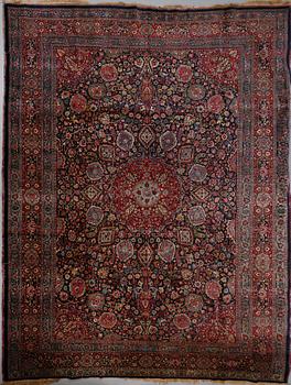 MATTA, troligen Khorasan, semiantik, bär inskription, ca 435x310 cm.