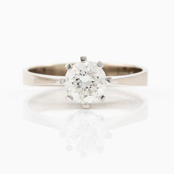 Ring, solitaire ring, 18K white gold with a brilliant-cut diamond approximately 1 ct.
