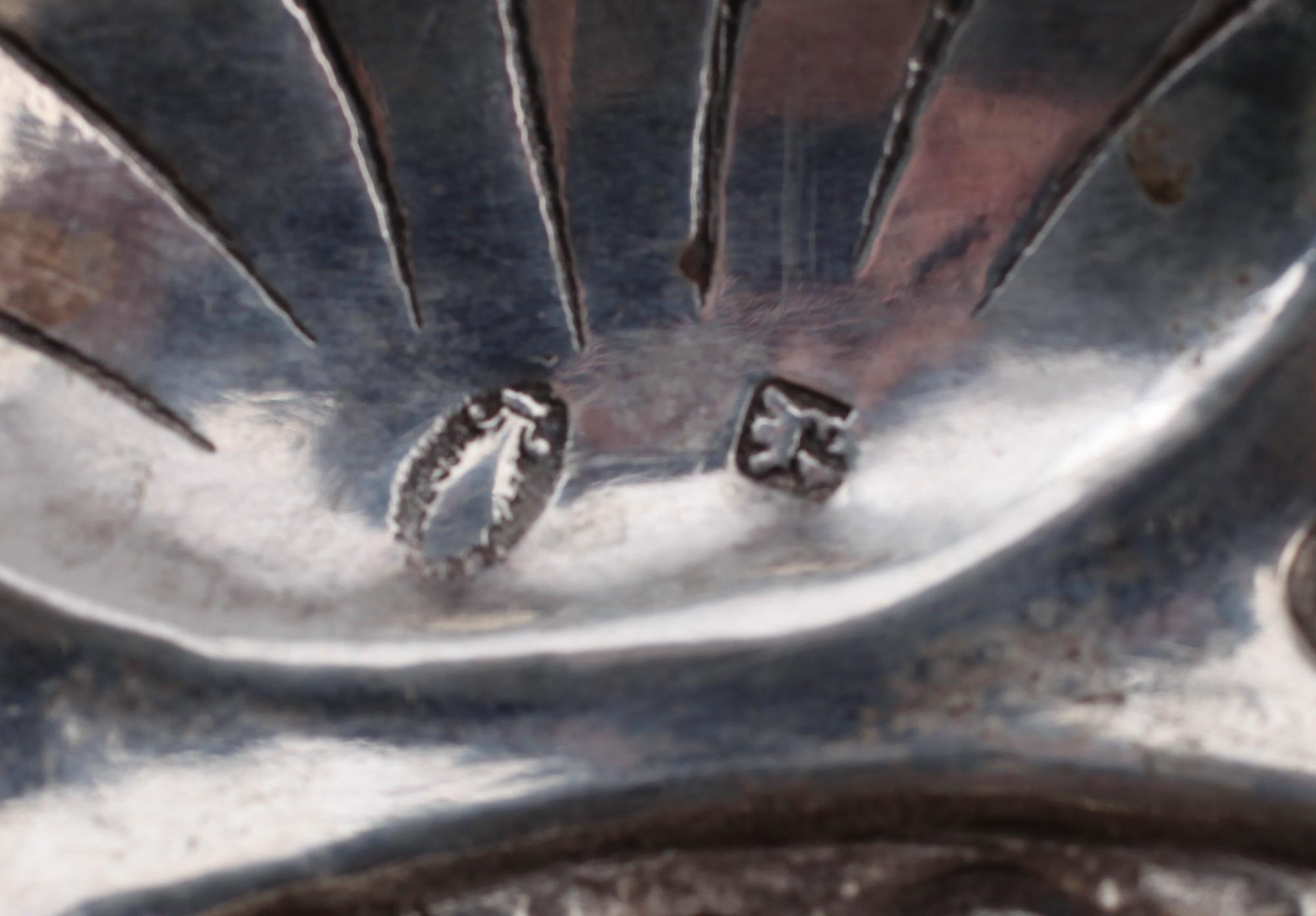 SKÅL, silver, otydliga stämplar, sannolikt 1800-tal. Vikt ca 87 g.