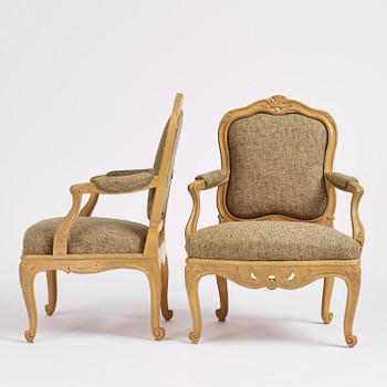 A pair of Swedish Rococo fauteuils à la reine, Stockholm, later part of the 18th century..