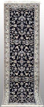 A Nain runner, part silk, approx. 294 x 90 cm.
