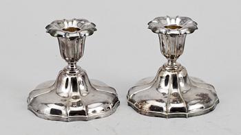 LJUSSTAKAR, ett par, silver, svenska importstämplar, 1900-tal.