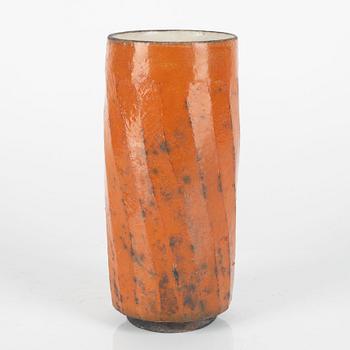 Inger Rokkjaer, a raku vase, Denmark, 2002.