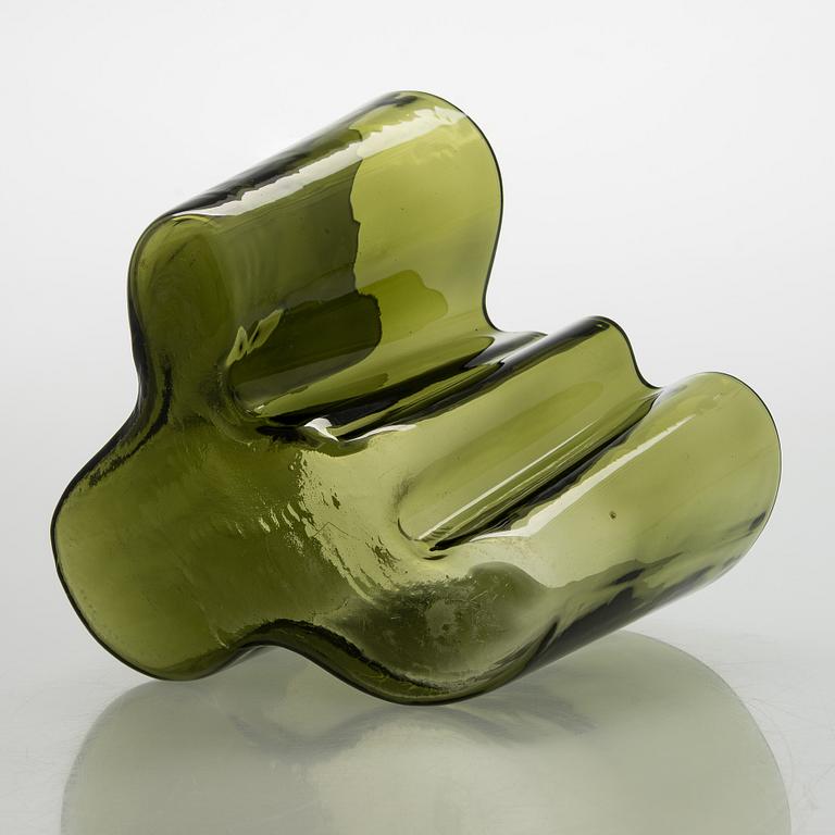 Alvar Aalto, a 1950s glass vase, model 3030, signed Alvar Aalto 3030.