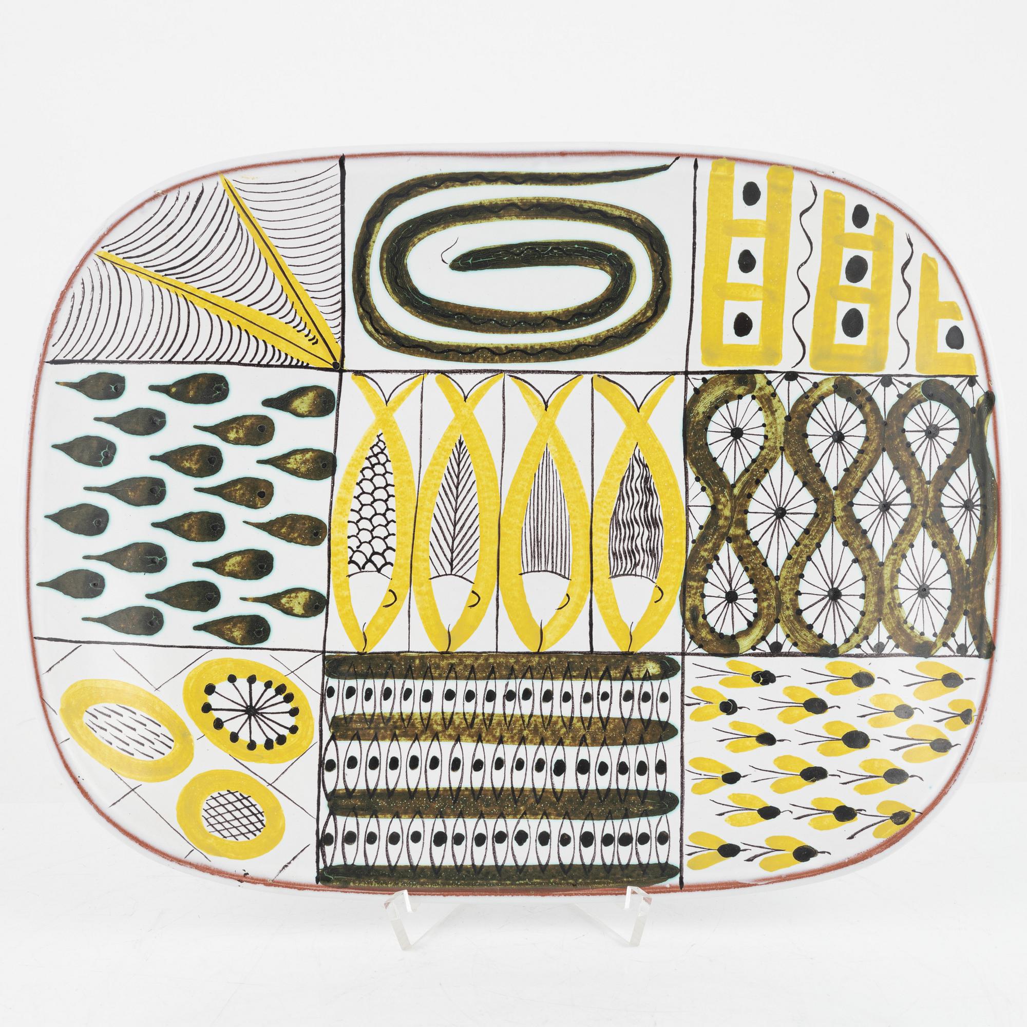 Stig Lindberg, a faience dish, Gustavsbergs studio.