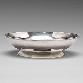 143. Wiwen Nilsson, a sterling silver bowl "Kungaskålen/The King's bowl", Lund, Sweden 1969.