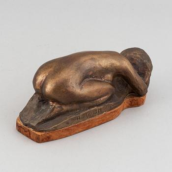 Axel Olsson, skulptur, signerad och numrerad 7/10.