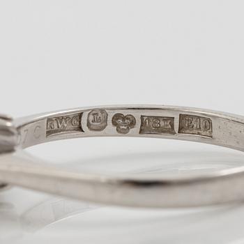Ring in 18K white gold set with a brilliant-cut diamond weighing 1.07 ct.