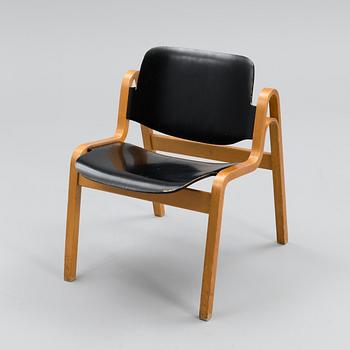 A Wilhelmiina chair from the 1950s.