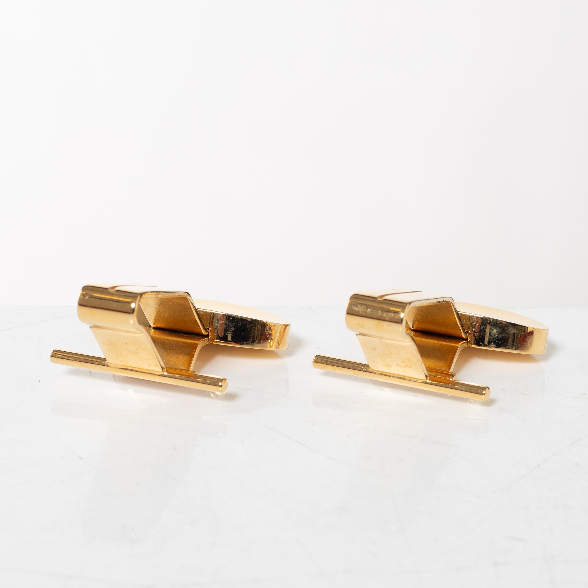 Tobacciana, 4 pieces, 20th century.