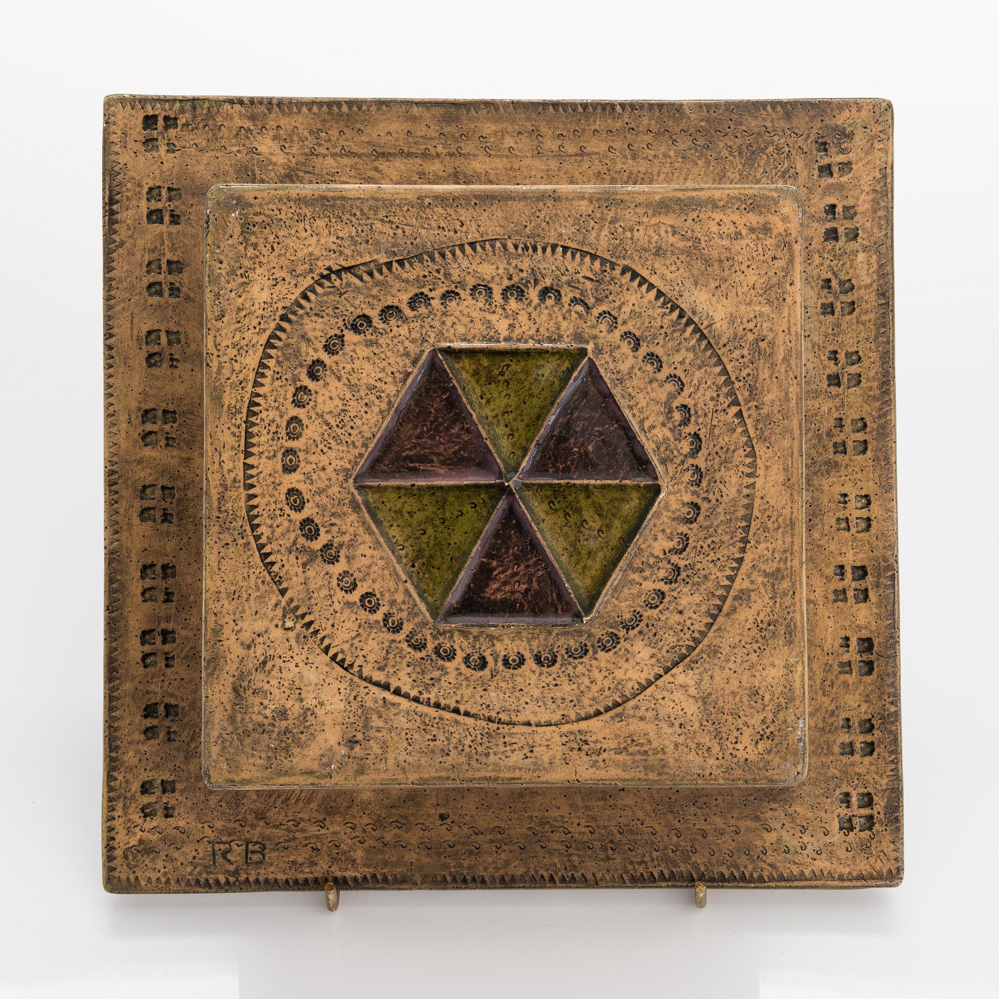 Rut Bryk, relief, stengods, signerad RB.