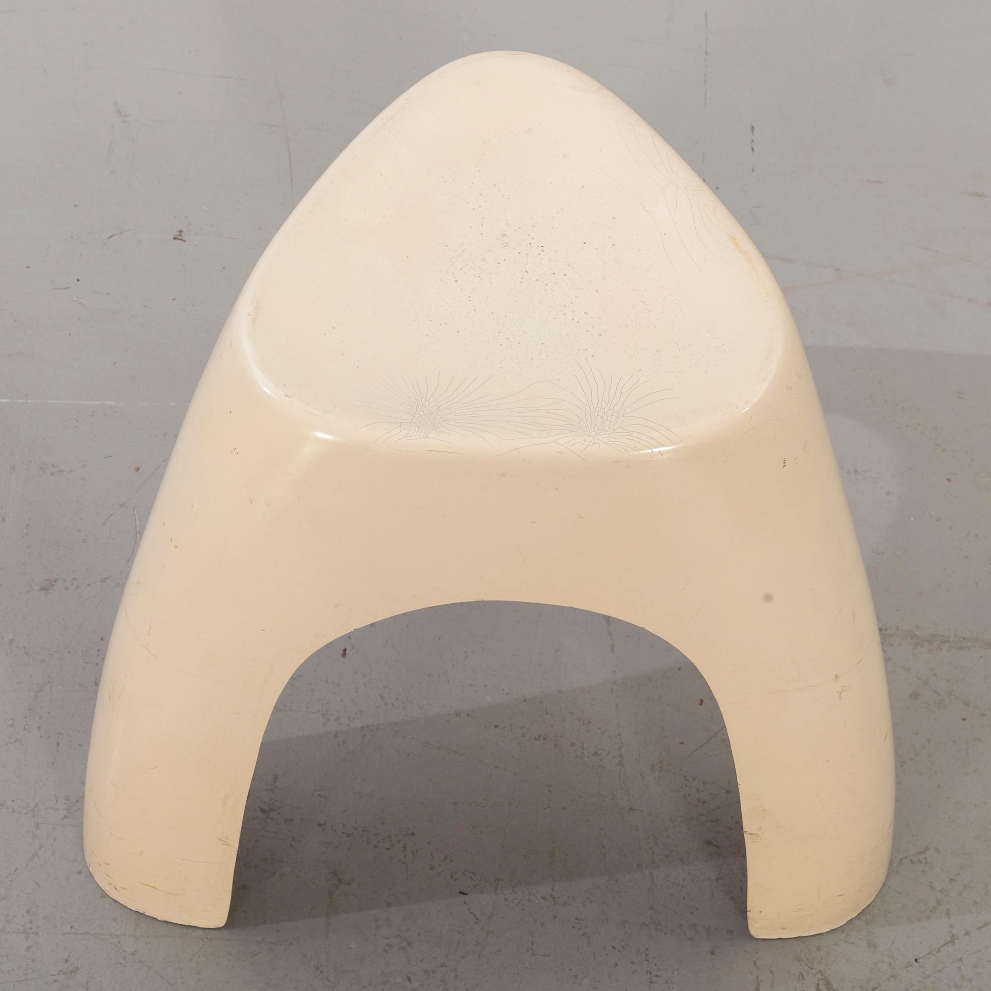 Sori Yanagi, attributed, Elephant Stool mid 20th century.