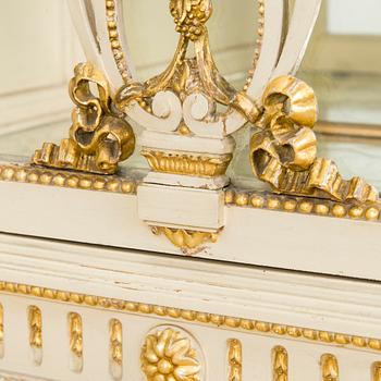 A late Gustavian style cabinet/display cabinet, early 20th century.