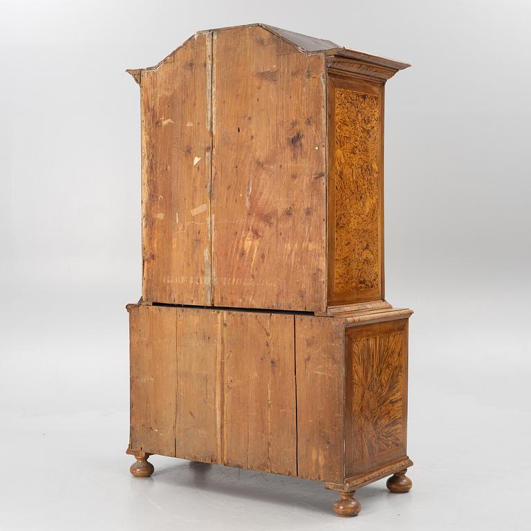 A cabinet, first half of the 18th century.