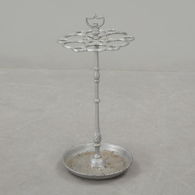 PARAPLYSTÄLL, gjutjärn, tidigt 1900-tal.