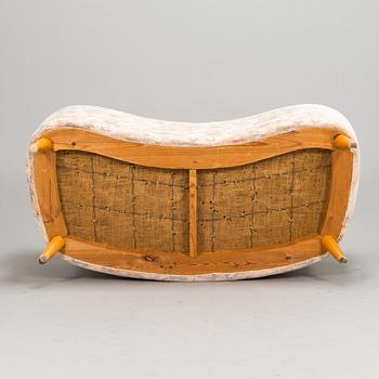 A mid-20th-century  sofa.