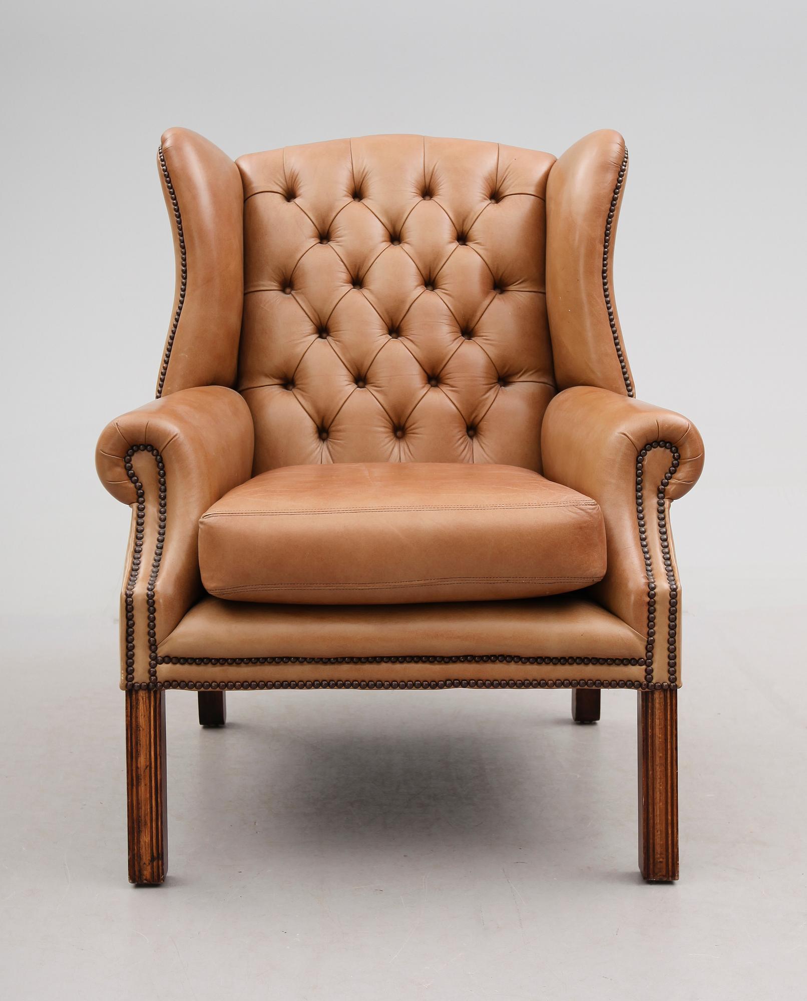 ÖRONLAPPSFÅTÖLJ, 1900-talets andra hälft.