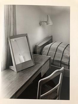 Asea, a pair of wall lamps model "E2928", 1950s.