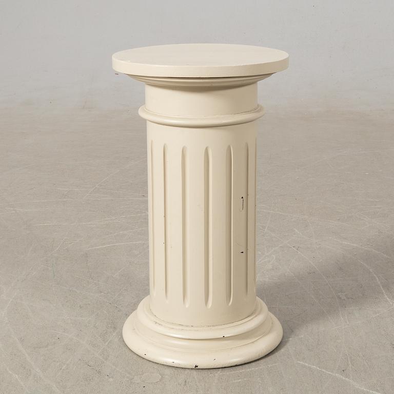 Pedestal, first half of the 20th century.