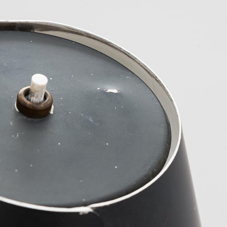 Paavo Tynell, pöytävalaisin, 9227, Taito / Idman, 1900-luvun puoliväli.