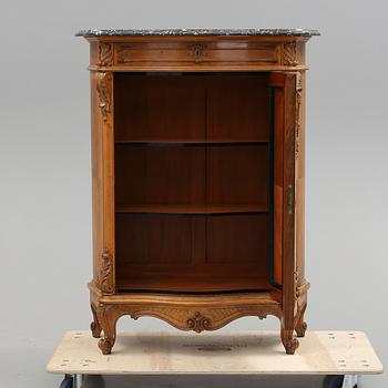 SKÅP/MEUBLE D'APPUI, rokokostil, omkr år 1900.