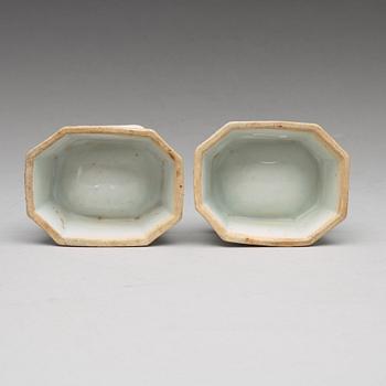 A pair of famille rose salts, Qing dynasty, Qianlong (1736-95).